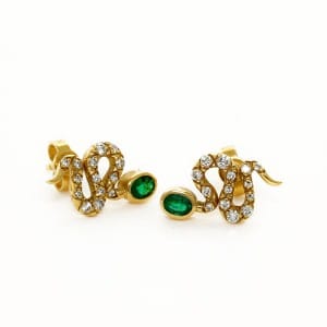 Clous d’oreilles motif serpent