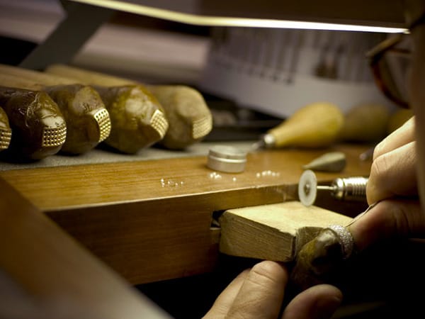 joaillerie & gemmologie ; jewellery & gemmology