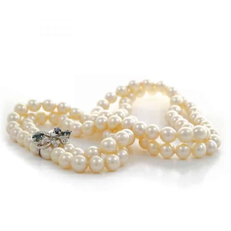 Collier-sautoir de 105 perles