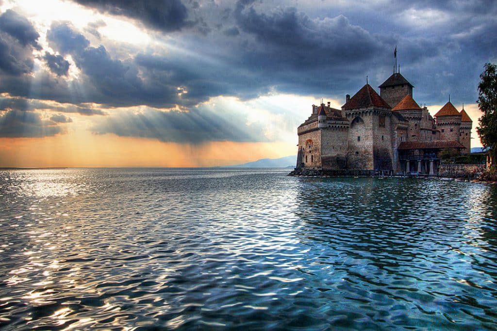 2400x1601_chillon