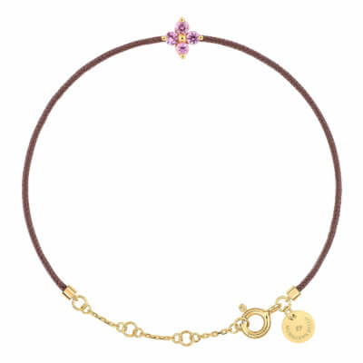 Ophélia, bracelet cordon taupe motif en or jaune serti de 4 saphirs rose et fermoir en or jaune
