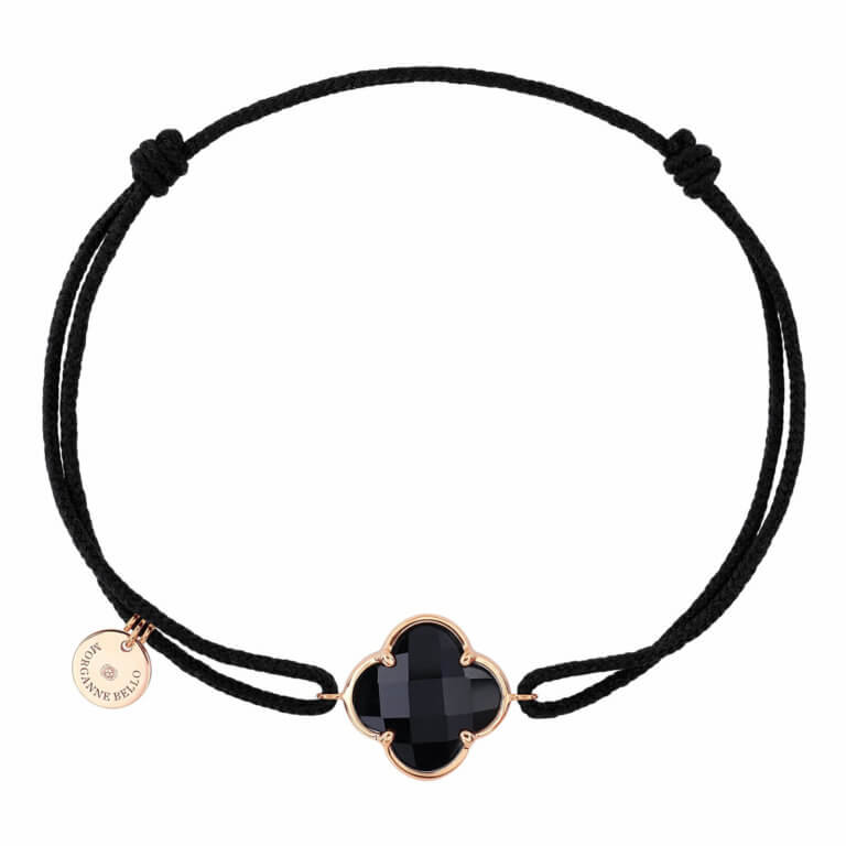 Morganne Bello - Victoria, bracelet cordon noir avec motif trèfle en onyx, entourage en or rose