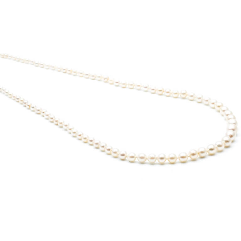 Vintage Jewelry - Vintage pearl necklace