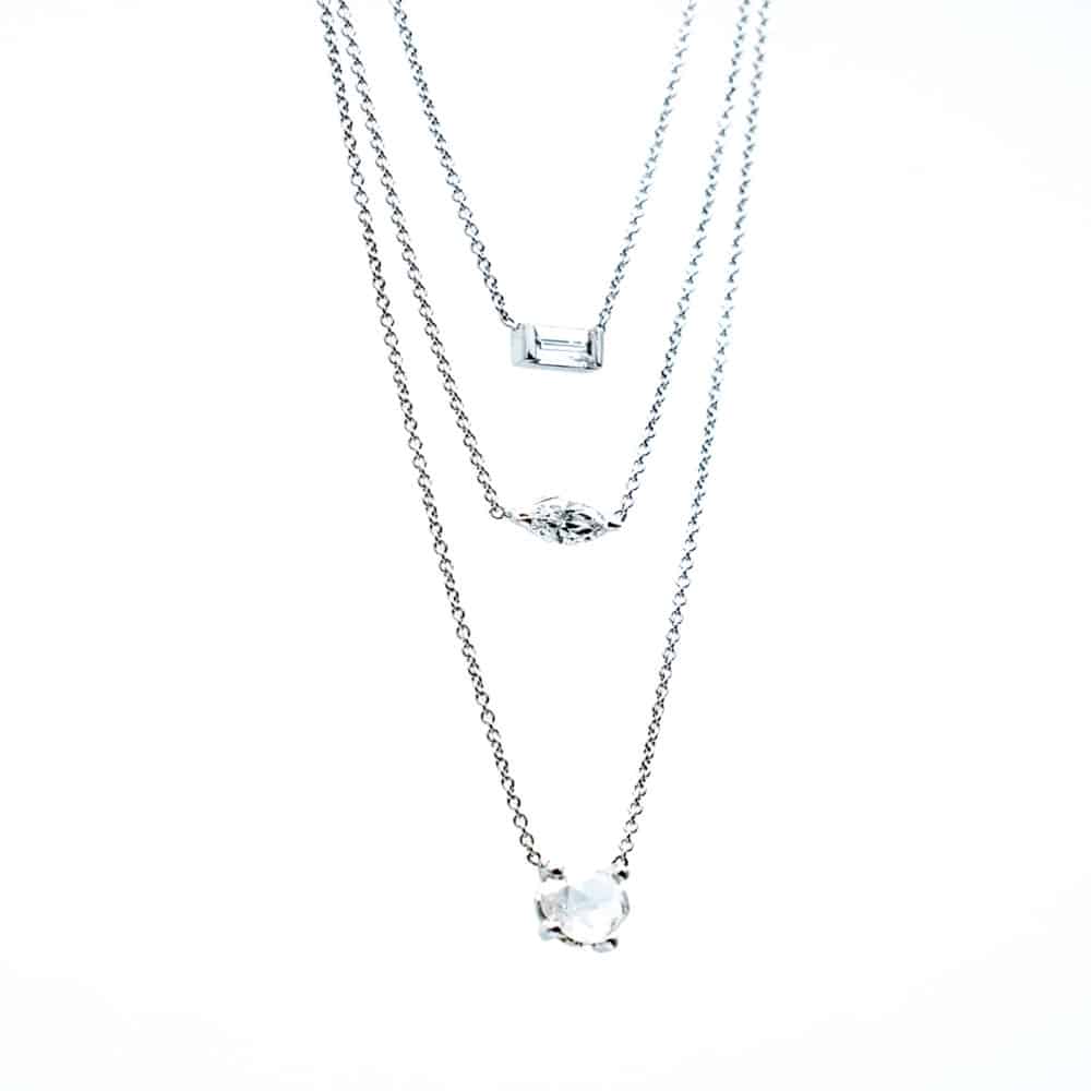 Collier Tripyque en or blanc 750