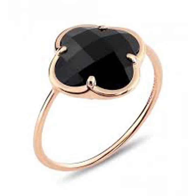 Morganne Bello - Victoria bague en or rose 750 serti d’un trèfle en onyx
