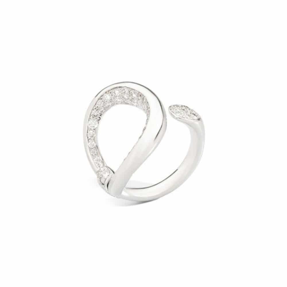 Fantina ring in 750 white gold set with 61 diamonds
