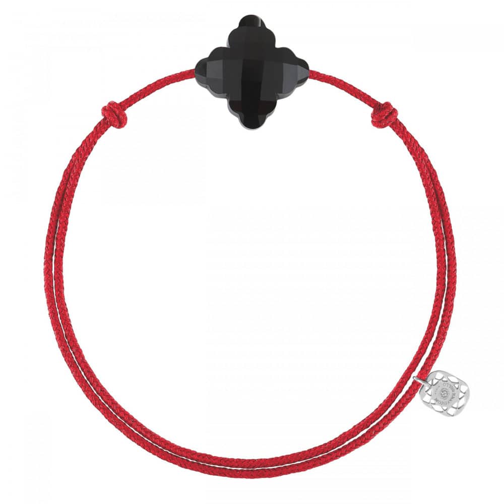 Baroque bracelet sur cordon rouge et onyx