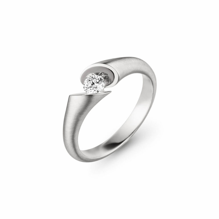 Schaffrath - Calla solitaire en or blanc et palladium satiné serti d’un diamant