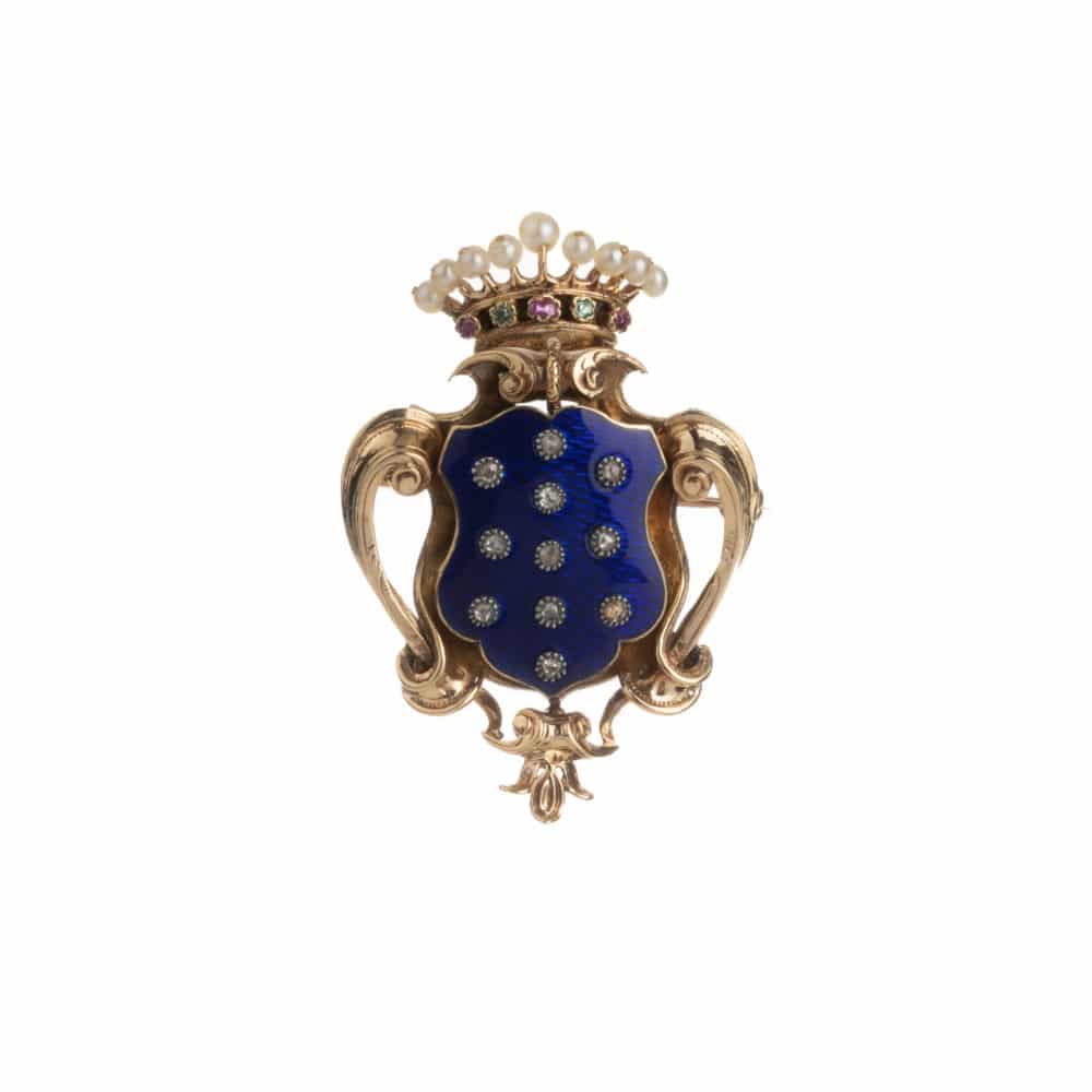 Broche vintage or jaune blason bleu émaillé serti de 11 diamants, couronne avec perles fines, sertie de 3 rubis 2 émeraudes