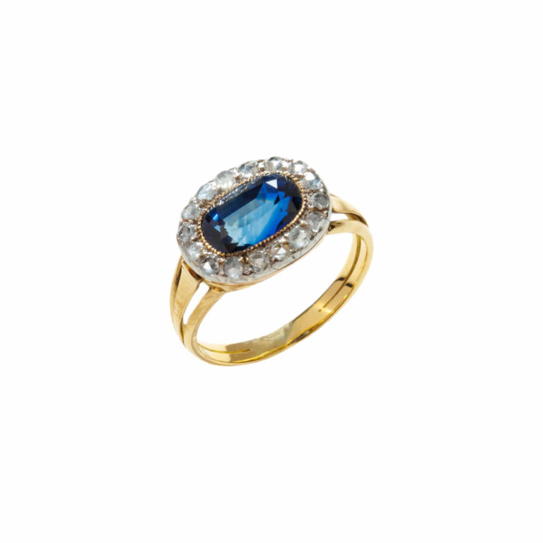 Vintage Jewelry - 585 yellow and pink gold ring with a sapphire and diamonds