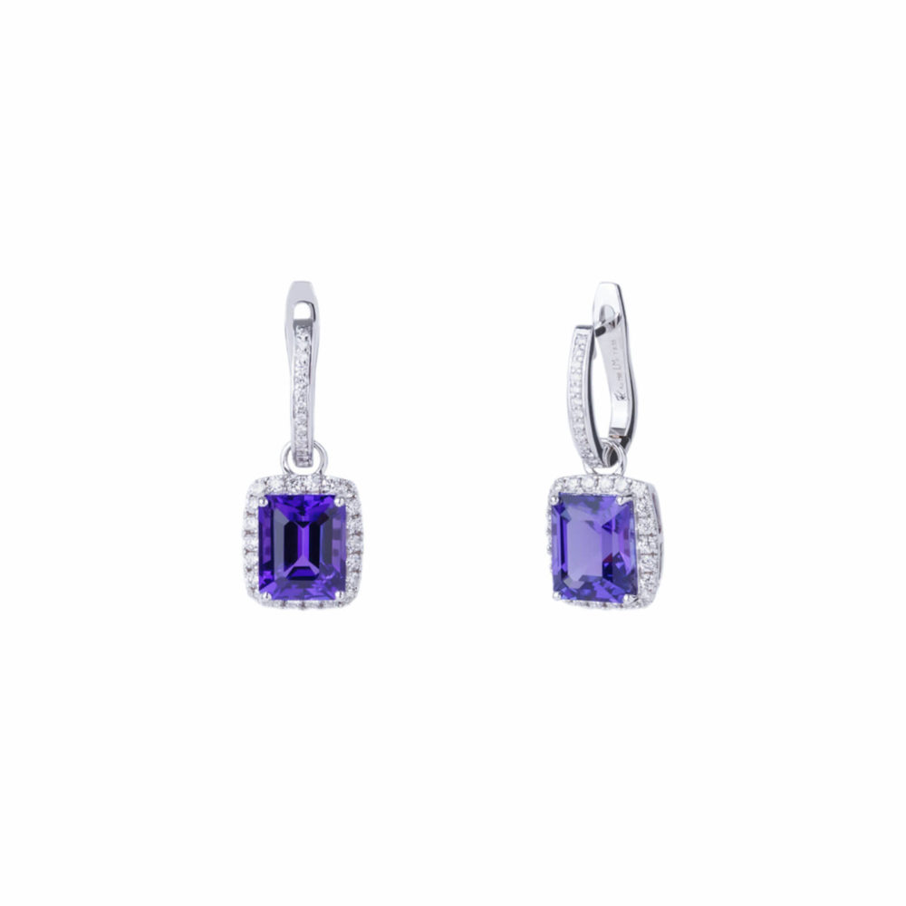Boucles d’oreilles en or blanc serties de tanzanites