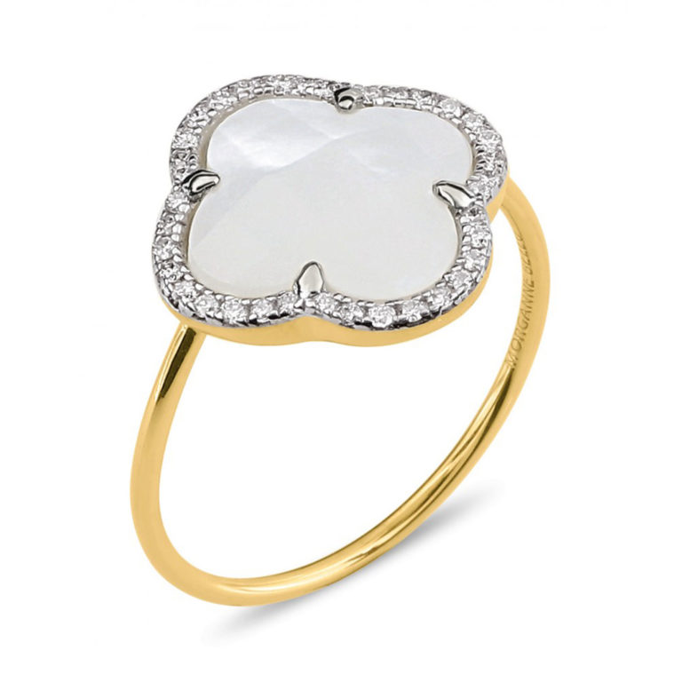 Morganne Bello - Victoria ring in 750 yellow gold, set with a white mother-of-pearl clover surrounded by diamonds