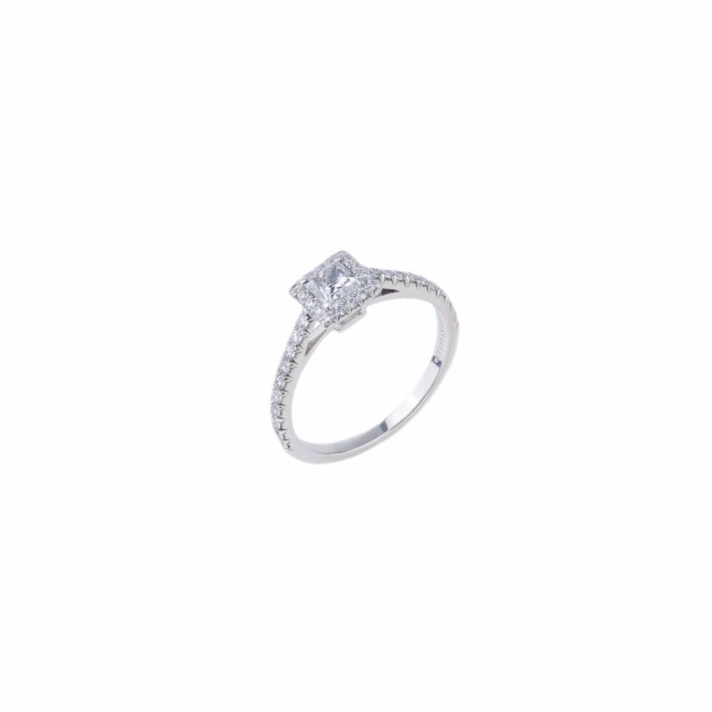 Platinum solitaire ring