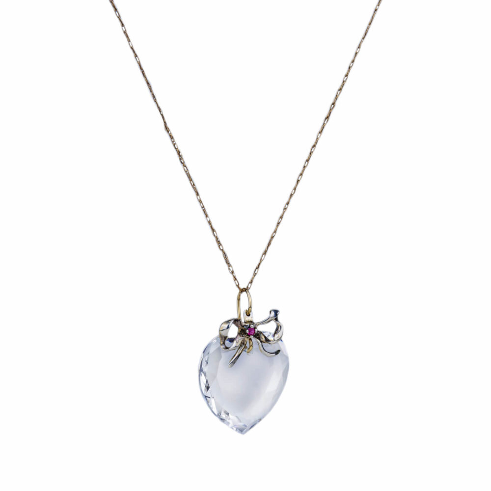 Sautoir or rose avec pendentif coeur en cristal de roche