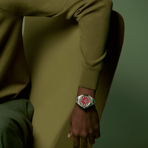 zenith_defy_revival_A3691_03.A3642.670/3691.M3642_steel_red_Lionel_meylan_vevey_lausanne