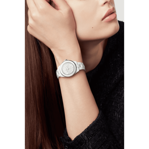chanel_j12_cosmis_H7990_limited_edition_black_lionel_meylan_vevey_lausanne