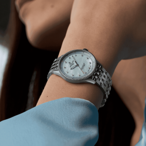 A77320171C1A1 Breitling Navitimer 36 automatic horlogerie lionel meylan vevey lausanne