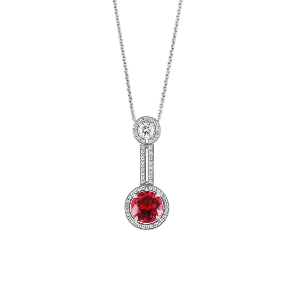 White gold necklace with a pendant set with a 2.59 ct cushion-cut spinel and diamonds