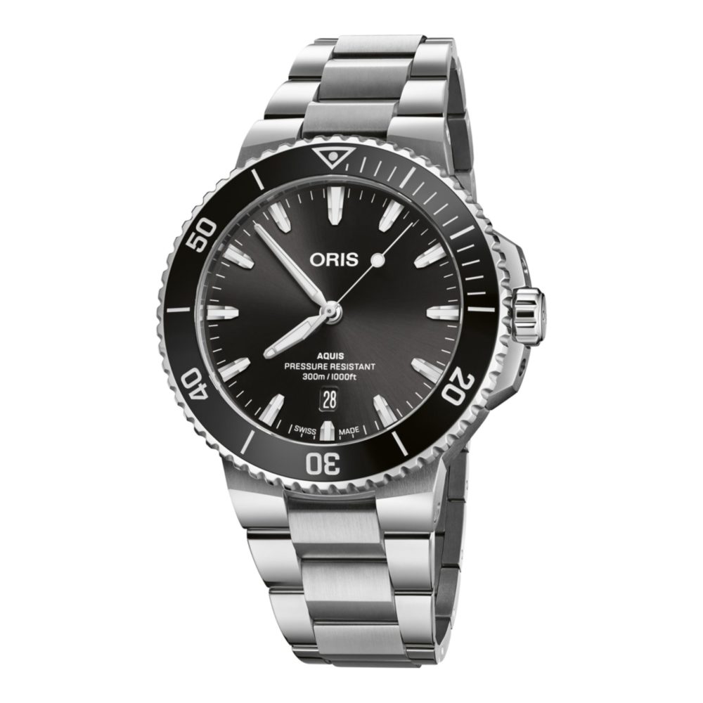 Aquis Date – 43.50mm