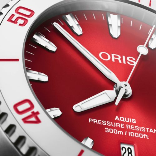 Oris Aquis Date Taste of Summer 01 733 7787 4138-07 8 22 04PEB horlogerie lionel meylan vevey lausanne montreux