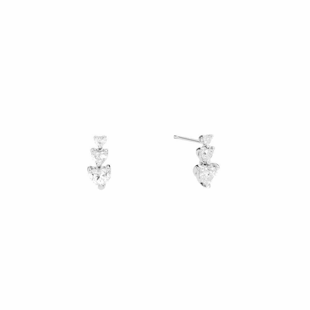 Boucles d’oreille en or blanc avec diamants taille coeur total 1.38ct